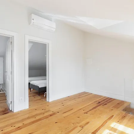 Апартаменты Graca Duplex With A View By Homing